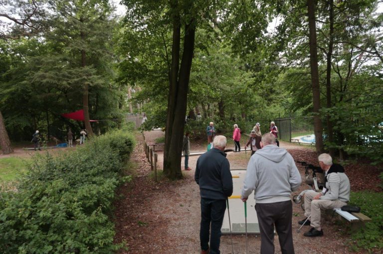 19 05 werk Heleen midgetgolf (4)